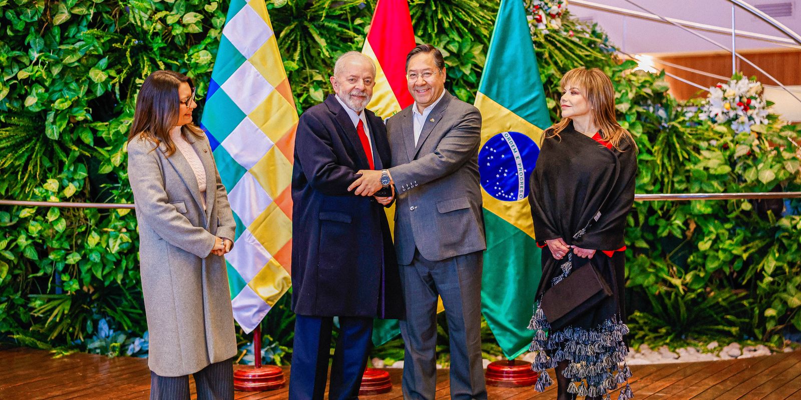 Lula destaca transição energética após encontrar presidente da Bolívia