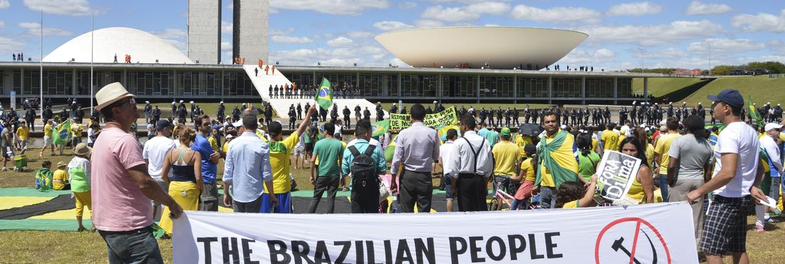 Manifestação Vem pra Rua em Brasília 16 de agosto
