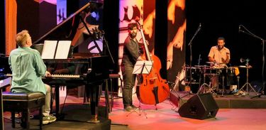 Com show do Marvio Ciribelli Trio, foram anunciados os vencedores do Festival de Música Rádios MEC e Nacional 2017, que este ano homenageou o maestro Tom Jobim 