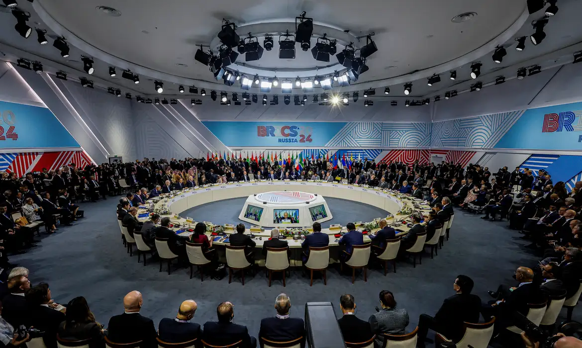 Officials attend a plenary session in the outreach/BRICS Plus format at the BRICS summit in Kazan, Russia October 24, 2024. REUTERS/Maxim Shemetov/Pool