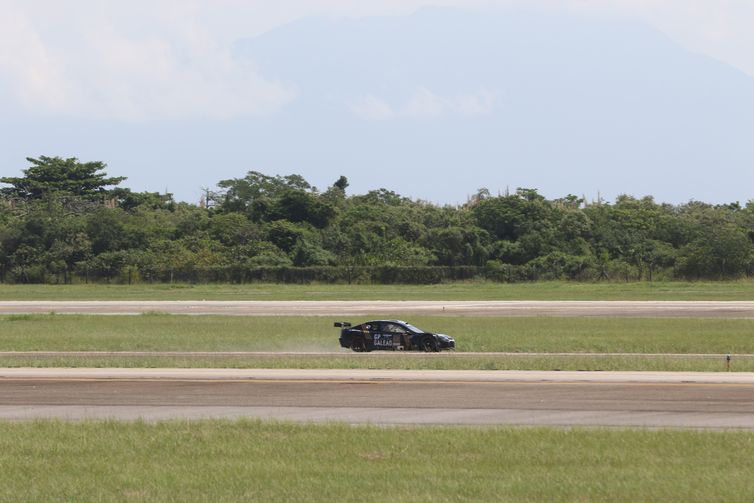 Inauguração do circuito Cacá Bueno, onde será realizada a etapa do Rio de Janeiro da Stock Car, no aeroporpo internacional do Galeão.