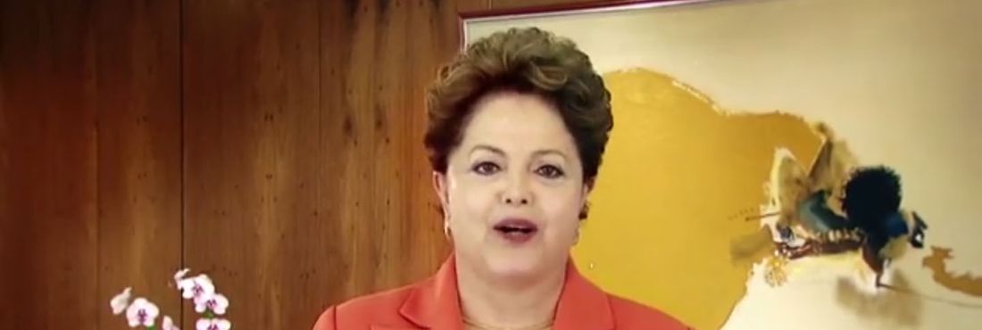 Em vídeo, Dilma anuncia criação de página do Planalto no Facebook