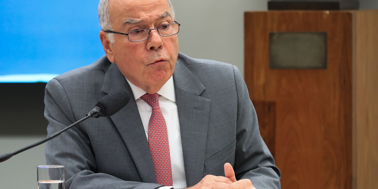 Mauro Vieira alerta para conluio contra a democracia brasileira