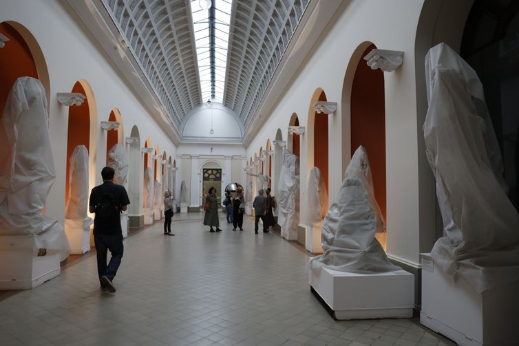 Fernando Frazão/Agência Brasil Rio de Janeiro (RJ) 13/01/2025 – Fechado desde 2020, o Museu Nacional de Belas Artes celebra 88 anos com exibição do andamento de sua reforma estrutural e palestra com arquitetos que trabalham no projeto. Foto: Fernando Frazão/Agência Brasil