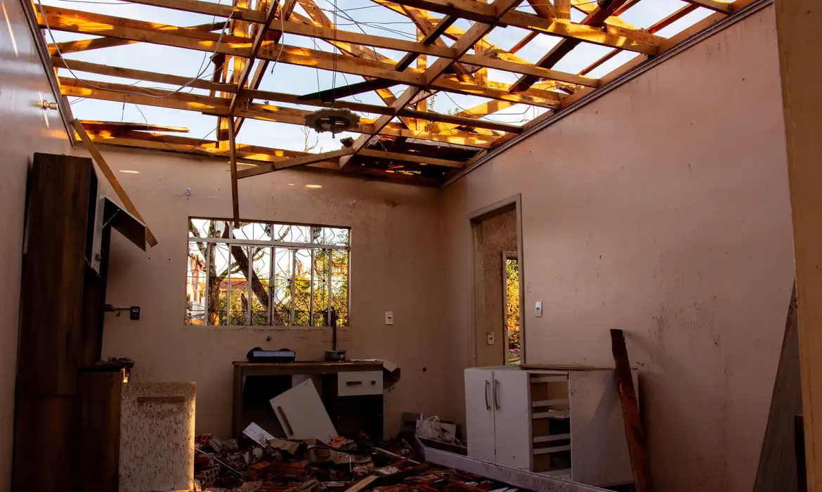 Debris lies at a damaged house after the tornado that hit Rio Bonito do Iguacu, in southern Parana state, Brazil November 9, 2025. REUTERS/Priscila Ribeiro