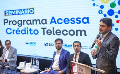 Brasília (DF) 24/09/2024 O ministro das Comunicações, Juscelino Filho, lança o programa Acessa Crédito Telecom, para expandir e melhorar a qualidade da banda larga fixa no país. Foto: Fabio Rodrigues-Pozzebom/ Agência Brasil