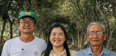 Patrícia Suzuki com seu pai Ernesto Suzuki e seu avô Koji Suzuki 