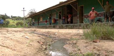 Um Brasil sem o básico