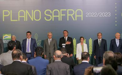 O presidente Jair Bolsonaro participa do lançamento do Plano Safra 2022/23.