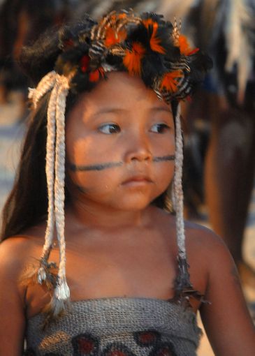 Menina da etnia Terena, no estado de Mato Grosso do Sul 