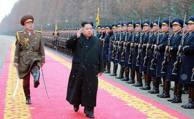 Kim Jong-un defende teste de bomba de hidrogênio (KCNA/Divulgação/EPA/Agência Lusa)