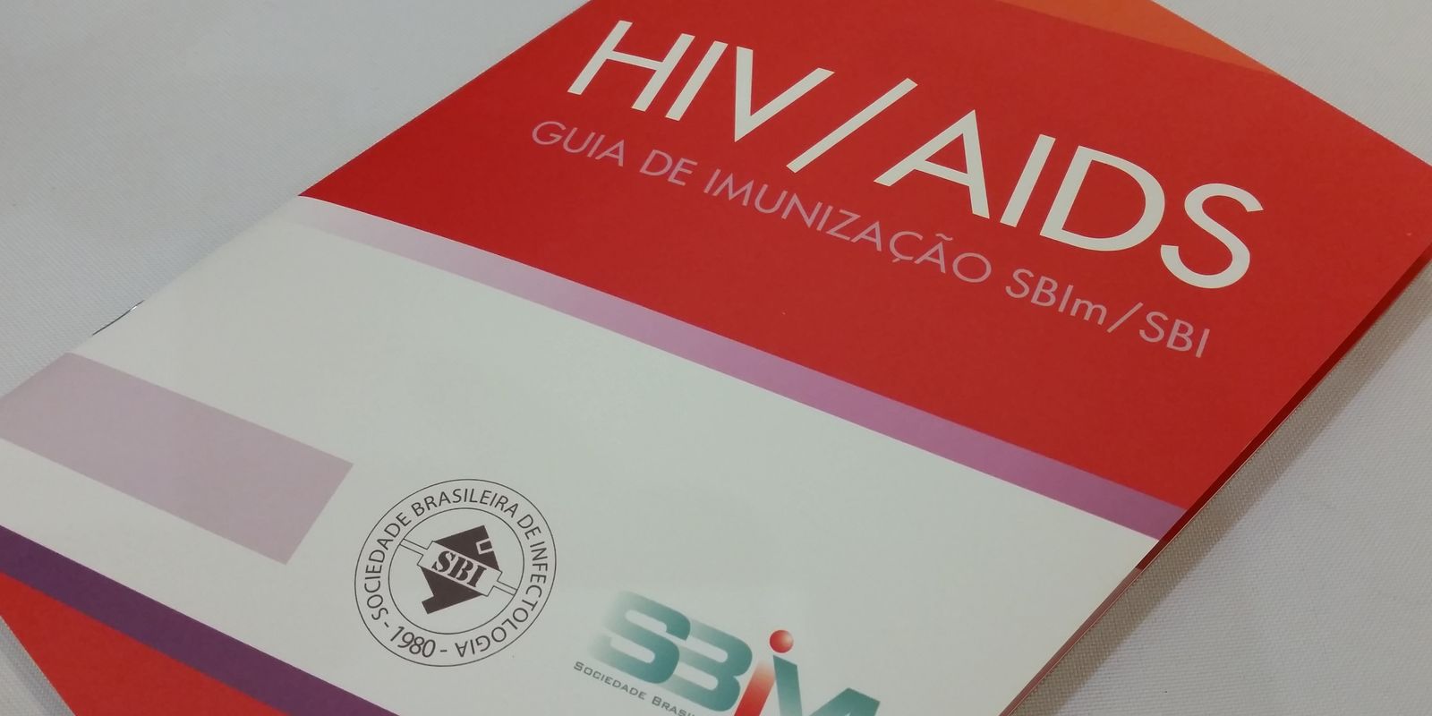 Jogo de perguntas e respostas- sobre o livro Aids e Agora?