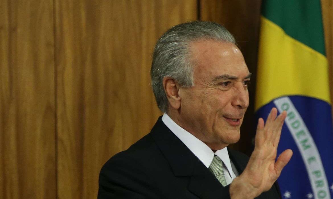 Vice-presidente da República, Michel Temer destaca projeto do Criciúma -  Lance!