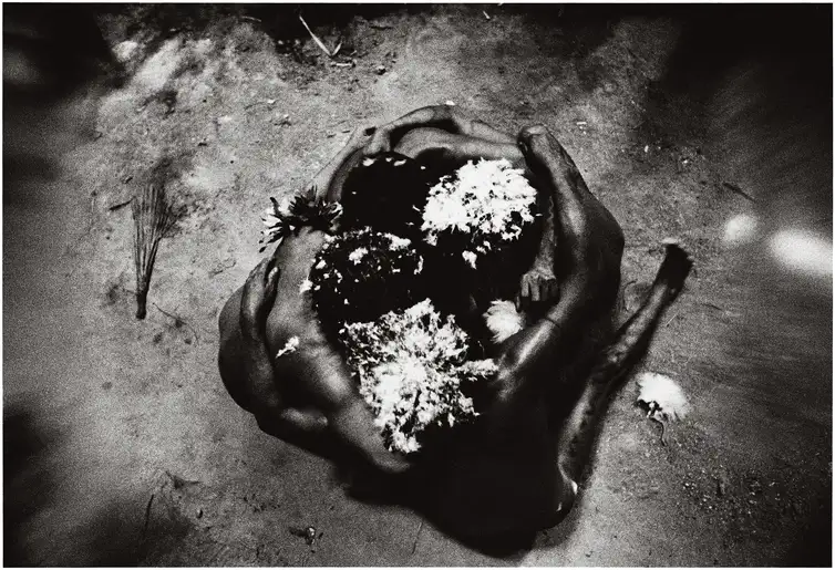 Mostra percorre trajetória da fotógrafa Claudia Andujar