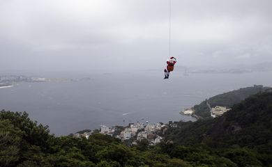 O tradicional Papai Noel da cidade de Canela chegou hoje  no Rio de Janeiro