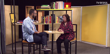 Raphael Montes entrevista a escritora Nélida Piñon