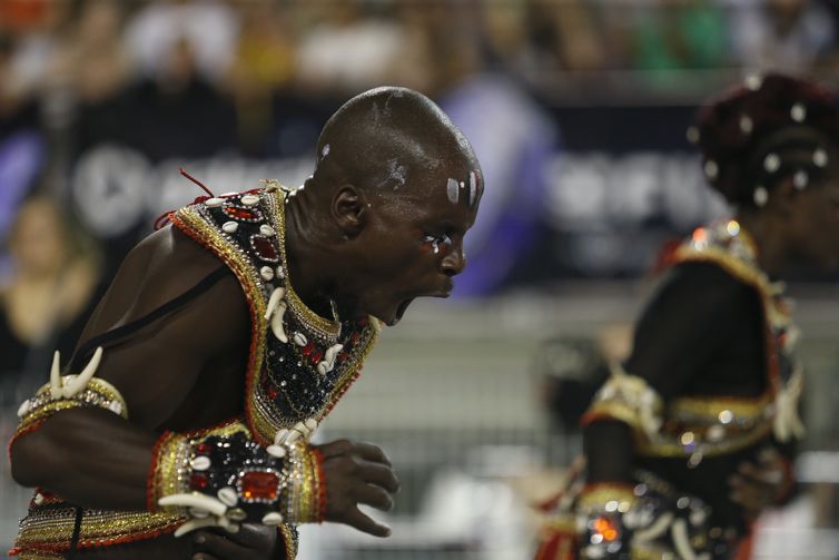 São Paulo (SP), 08/03/2025 - Carnaval 2025 - Sambódromo do Anhembi, desfile das Campeãs do carnaval de São Paulo. Escola de Samba Pérola Negra. Foto: Paulo Pinto/Agência Brasil
