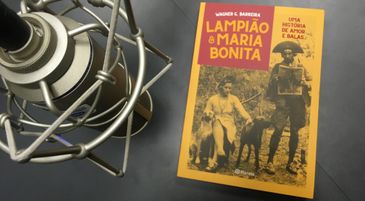 Livro &quot;Lampião e Maria Bonita - Uma história de amor e balas&quot;, de Wagner Barreira