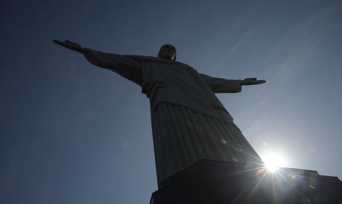 O Cristo Redentor volta a receber visitantes a partir deste sábado com novas regras  sanitárias