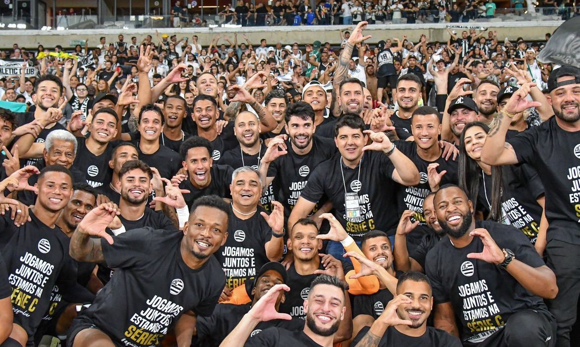 Athletic Club garante acesso à Série C em 2024, apesar da derrota por 1 a 0 para o Bahia de Feira no Mineirão, no jogo da volta das quartas da Série D - em 02/09/2023