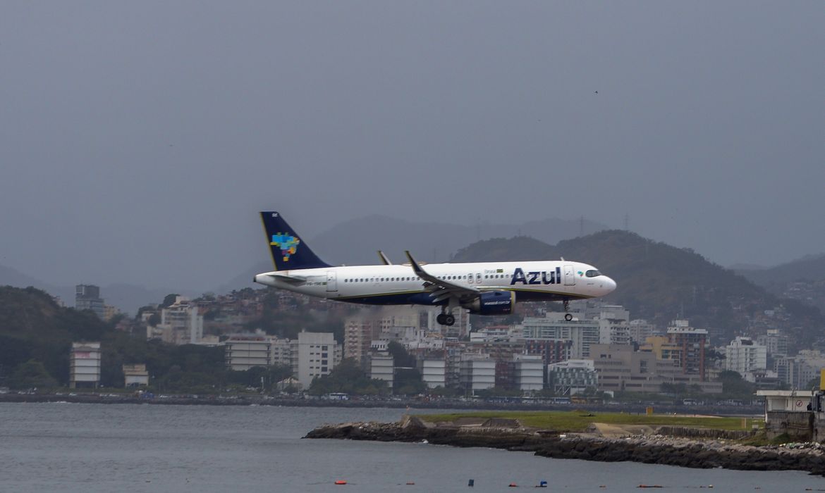 Avião, aviação, Azul, Aeroporto Santos Dumont