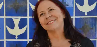  Noélia Ribeiro, poeta pernambucana radicada em Brasília