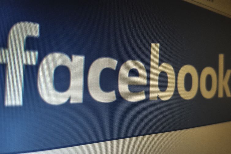 Estudo aponta queda na disseminação de notícias falsas no Facebook