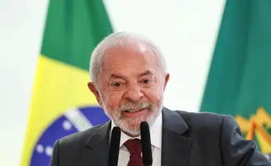 Brasília (DF), 23/12/2025 - O presidente Luiz Inácio Lula da Silva durante cerimônia de assinatura do decreto que dispõe sobre o reconhecimento, a valorização e a promoção da cultura gospel como manifestação cultural nacional. Foto: Marcelo Camargo/Agência Brasil