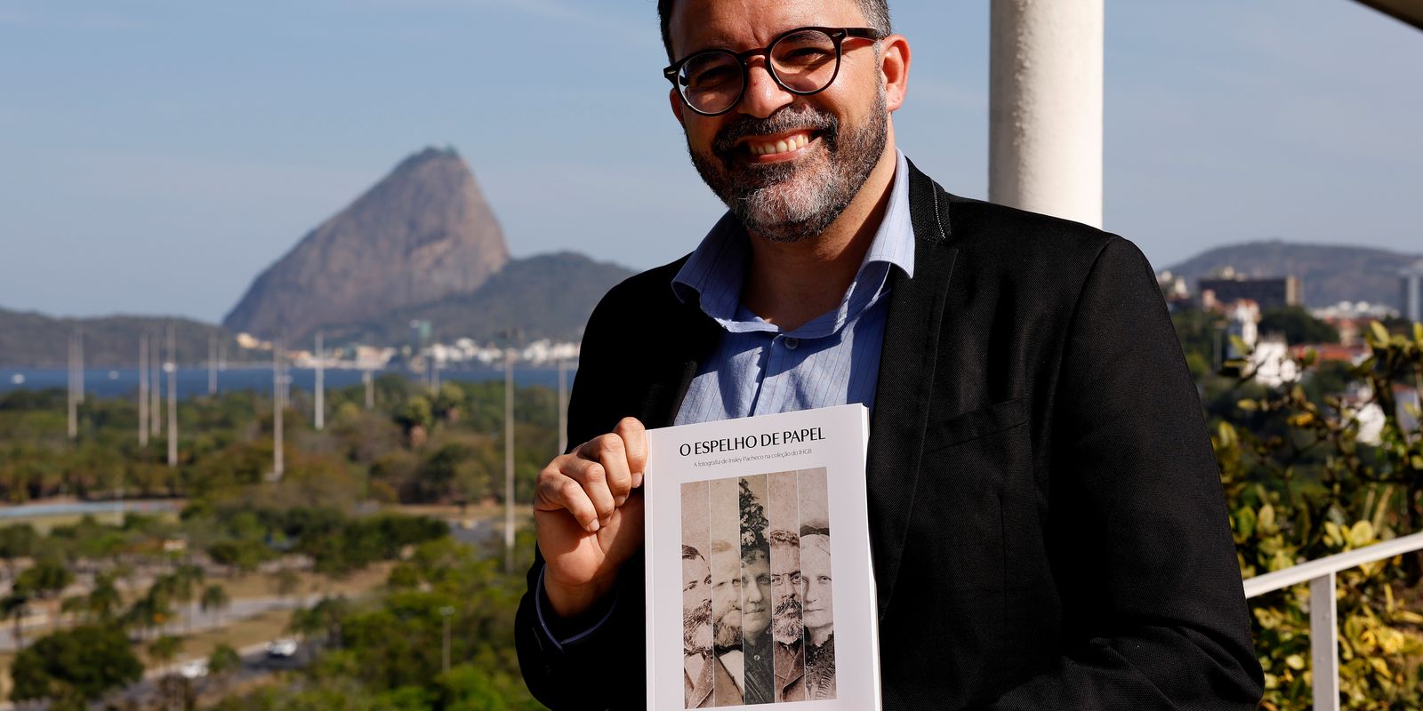 Descoberto por historiador, Insley Pacheco ganha livro