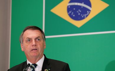 O presidente da República Jair Bolsonaro, durante Sessão de Abertura do Seminário Empresarial Brasil-Estados Unidos na Flórida