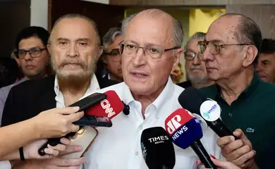 São Paulo (SP), 24/01/2025 - Vice-Presidente da República Geraldo Alckmin fala com jornalistas durante visita à UGT - União Geral dos Trabalhadores em São Paulo. Foto: Cadu Gomes/VPR
