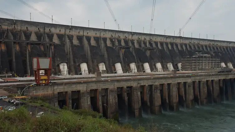 Energia hidrelétrica possui papel central na matriz brasileira
