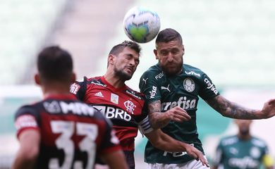 Palmeiras empata em 1 a 1 com Flamengo - partida liberada pelo TST após recurso da CBF
