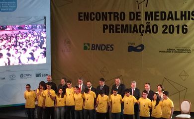 Entrega de medalhas da 12ª Olimpíada Brasileira de Matemática das Escolas Públicas (OBMEP), no Theatro Municipal do Rio de Janeiro