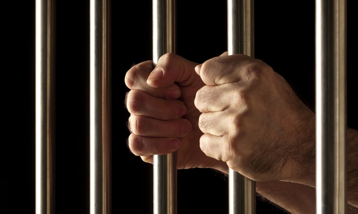 Grades, Prisão, detento. Foto: diegoattorney/Pixabay