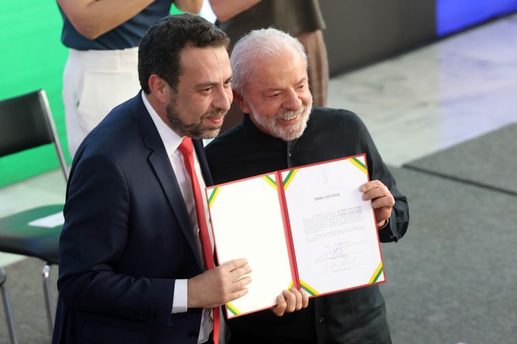 Valter Campanato/Agência Brasil Brasília (DF), 29/10/2025 - Presidente da República, Luiz Inácio Lula da Silva, partcipa de cerimônia de posse do Secretário-Geral da Presidência da República, Guilherme Boulos, realizada no Palácio do Planalto. Foto: Valter Campanato/Agência Brasil