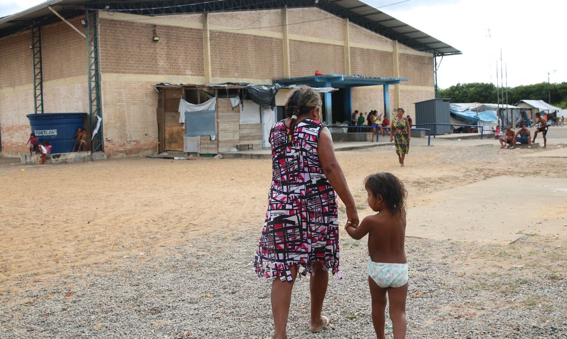 Boa Vista (RR), 13/02/2023, Abrigo desativado pela Operação Acolhida continua ocupado pelos indígenas venezuelanos da etnia Warao.