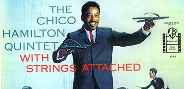 Capa do CD The Chico Hamilton Quintet With Strings Attached
