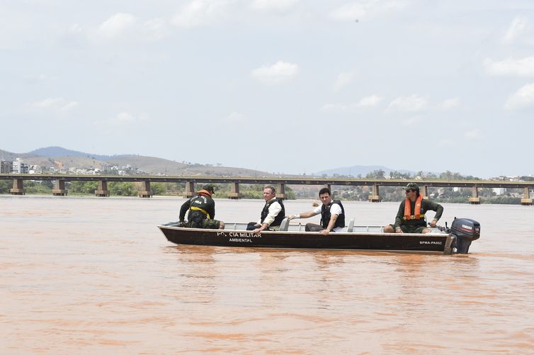Colatina (ES) - Rio Doce é atingido por rejeitos de mineração do rompimento da barragem da Samarco em Mariana, em Minas Gerais (Fred Loureiro/Secom ES)