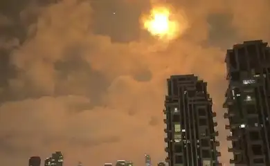 Brasília (DF), 23/06/2025 - Bombardeio no céu de Israel.
Frame Reuters/Proibida reprodução