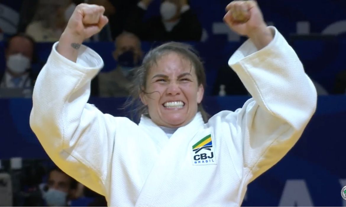 Maria Portela conquistra bronze no Grand Prix de Judô, em Portugal -  janeiro 2022
