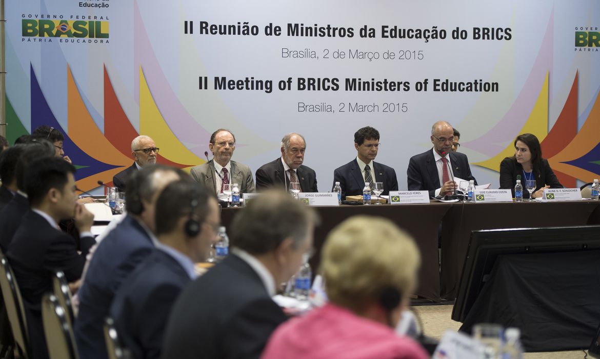 Vice-ministros da Educação do Brics se reúnem para discutir educação profissional e tecnológica, educação superior e princípios básicos para a criação de uma rede universitária do Brics (Marcelo Camargo/Agência Brasil)