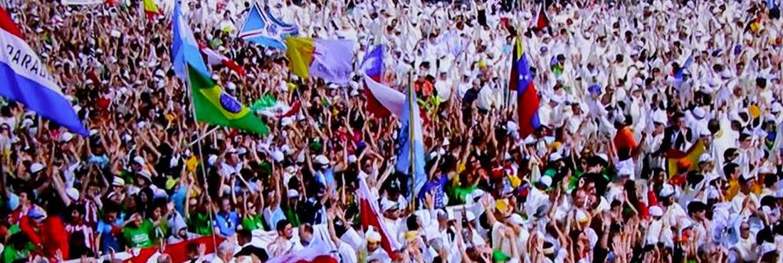 Enquanto o papa se preparava para rezar a última missa da Jornada, milhares de jovens ensaiaram que pretende ser o maior flashmob do mundo, com mais de 2 milhões de participantes