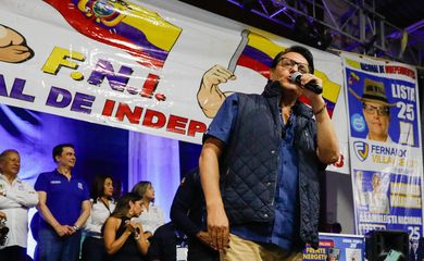 Ecuadorean presidential candidate Fernando Villavicencio campaigns in Quito