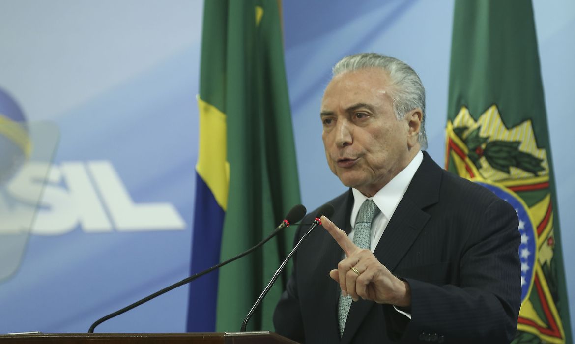 Brasília - O presidente da República, Michel Temer, faz pronunciamento oficial no Palácio do Planalto (Valter Campanato/Agência Brasil)