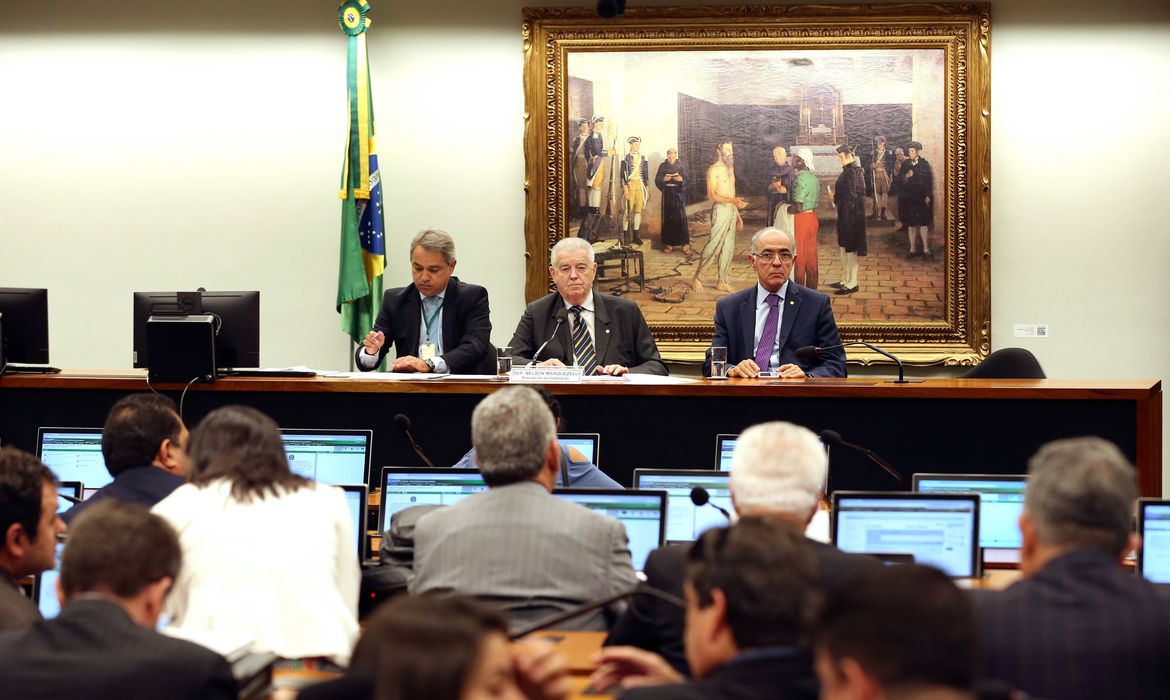 Brasília - Câmara dos Deputados instala comissão especial que vai debater o projeto de lei de privatização da Eletrobras (Valter Campanato/Agência Brasil)