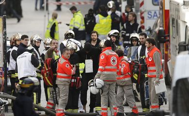 Operação policial em Saint-Denis_etienne_laurent_lusa.jpg