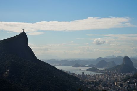 Panorama da Cidade Maravilhosa com as belezas naturais do Rio de Janeiro 