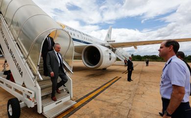 Brasília - O presidente Michel Temer chega à capital federal após alta do Hospital Sírio-Libanês, em São Paulo (Marcos Corrêa/PR)