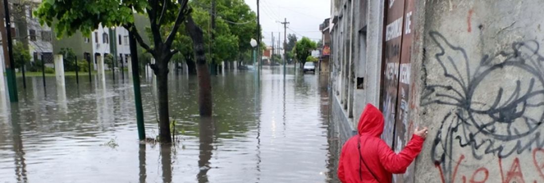 Tempestade deixa milhares de desabrigados na Argentina